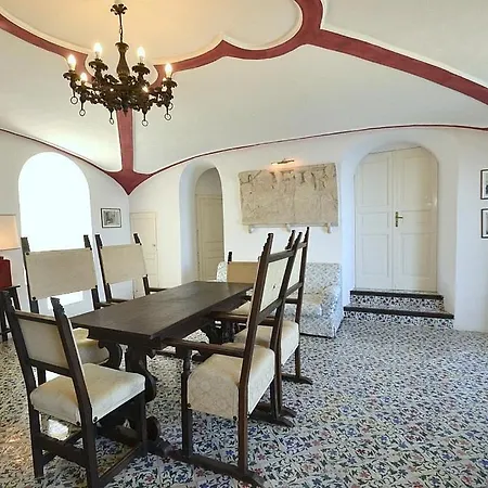 Sleeps 5 Wifi Appartement