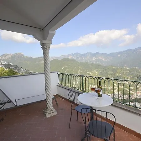 Sleeps 5 Wifi Ravello