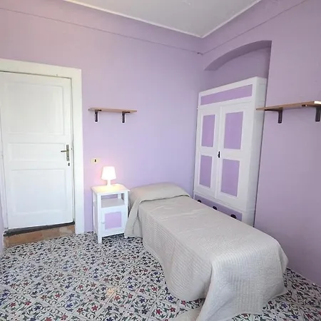 Sleeps 5 Wifi